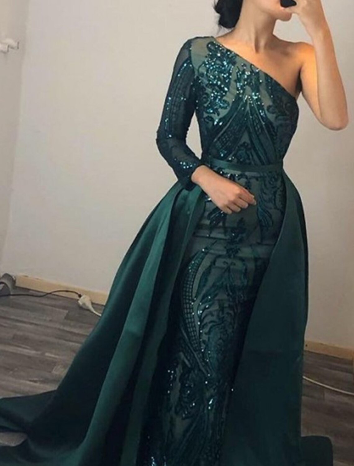 Vestido de noche elegante de sirena/trompeta, vestido formal de boda, cola de corte, manga larga, un hombro, satén desmontable con lentejuelas